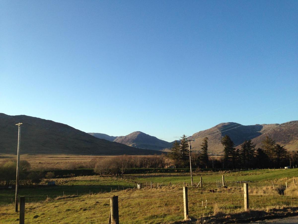Railway View - Connemara Bed & Breakfast Recess ภายนอก รูปภาพ