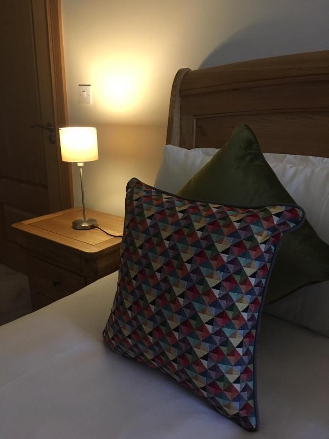 Railway View - Connemara Bed & Breakfast Recess ภายนอก รูปภาพ