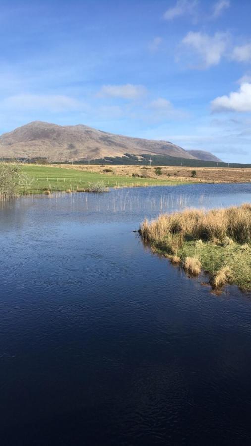 Railway View - Connemara Bed & Breakfast Recess ภายนอก รูปภาพ